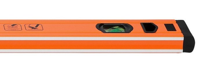 Trzy libelle poziomnicy NEO TOOLS gwarantują precyzyjny pomiar w każdym kierunku i stabilność podczas pracy.